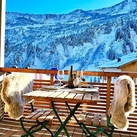 Sonniges Bergblick-Appartement Damuels Exteriér fotografie